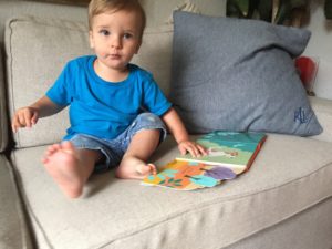 lire avec son enfant d'un an